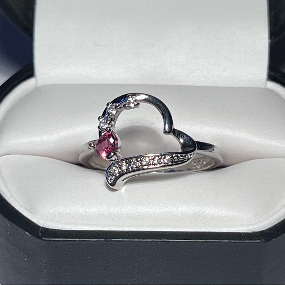 Romantic 925 Sterling Silver Heart Shaped Ring